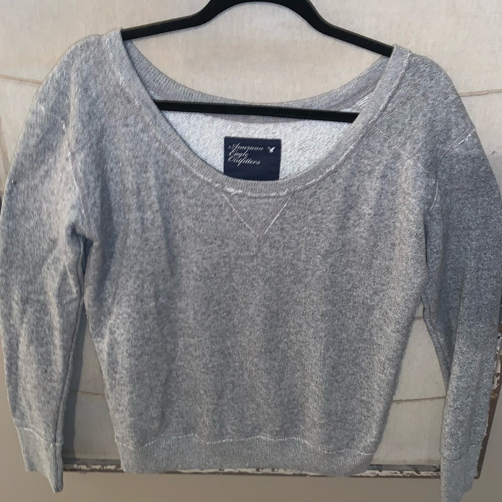 American Eagle Grey Sweater - EUC Size Medium